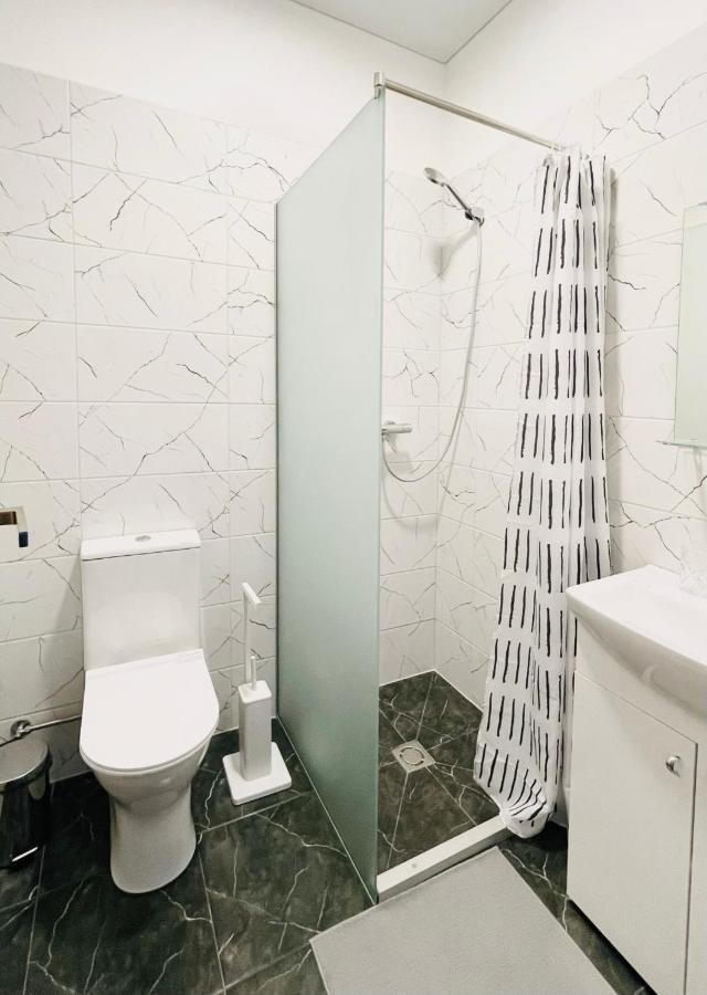 Green Apartments Easy Kaunas Kültér fotó